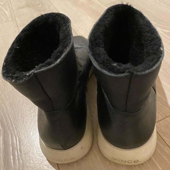 Vince boots,size 9 - Picture 3 of 3
